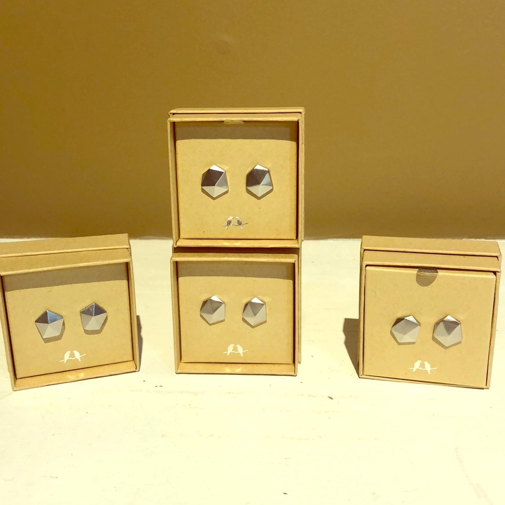 Men’s modern faceted cuff links